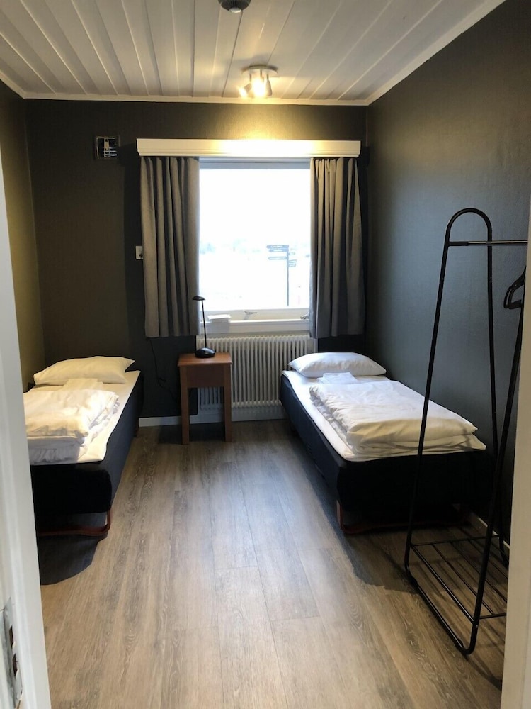 Basic Twin Room, 2 Twin Beds, Non Smoking