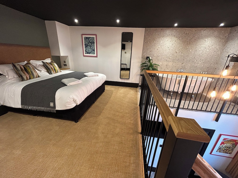 Luxury Double Room, 1 Queen Bed, Non Smoking photo 1