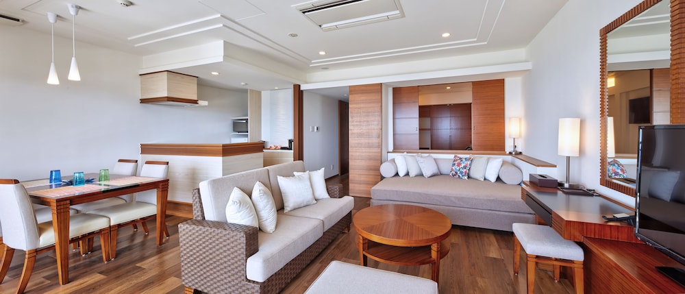 High Floor Superior Twin Room for 2 people