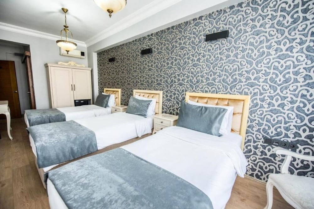 Deluxe Triple Room photo 1