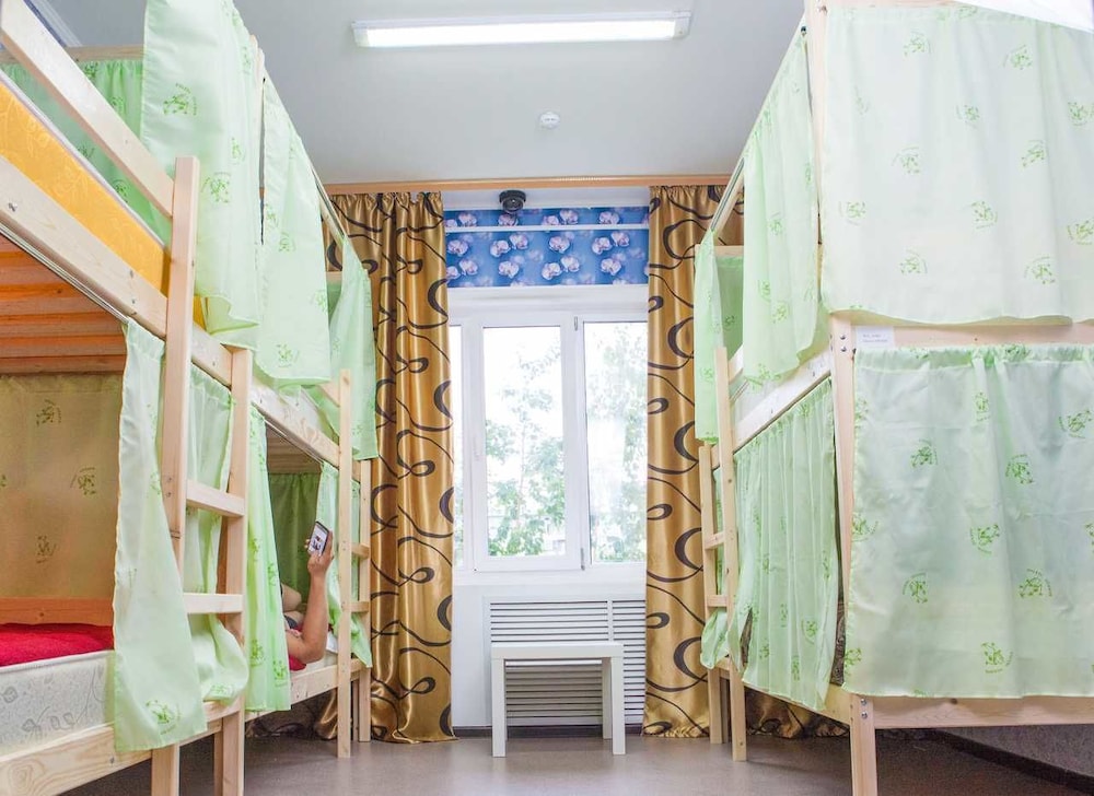 Shared Dormitory, Women only, Shared Bathroom (6 guests) photo 3