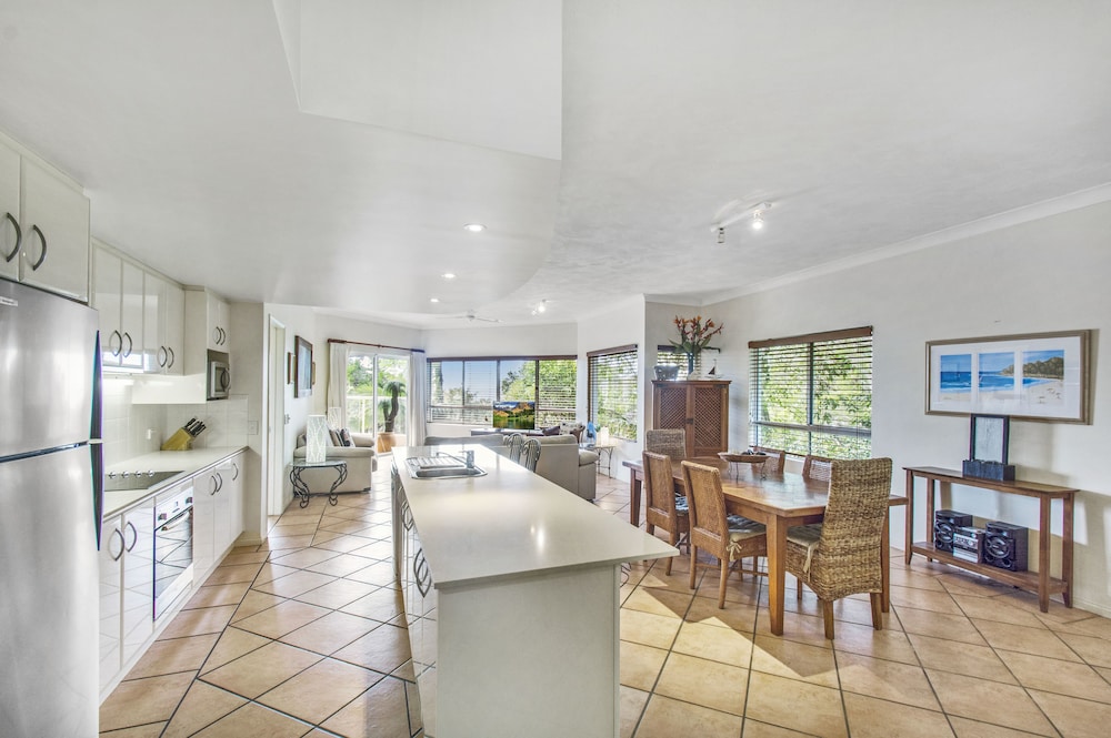 2 Bedroom Standard, Garden View