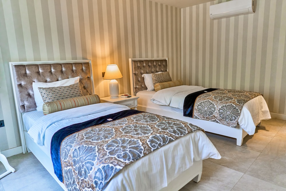 Presidential Suite photo 3