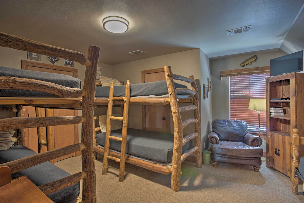 House (4 Bedrooms) photo 1