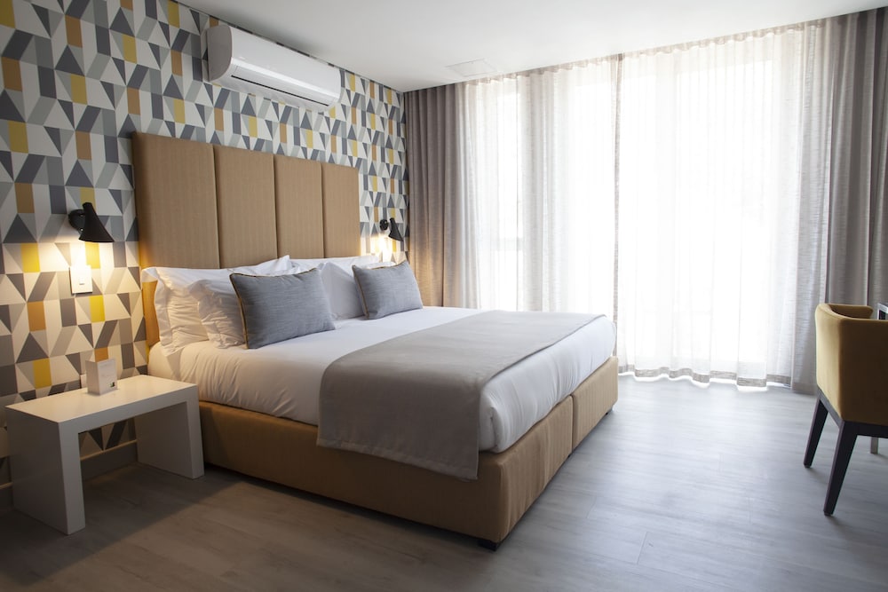 Superior Deluxe Room - Photo 1
