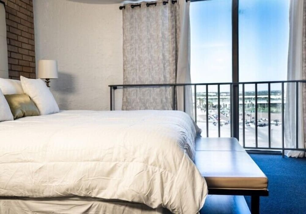 Comfort Single Room, City View photo 1
