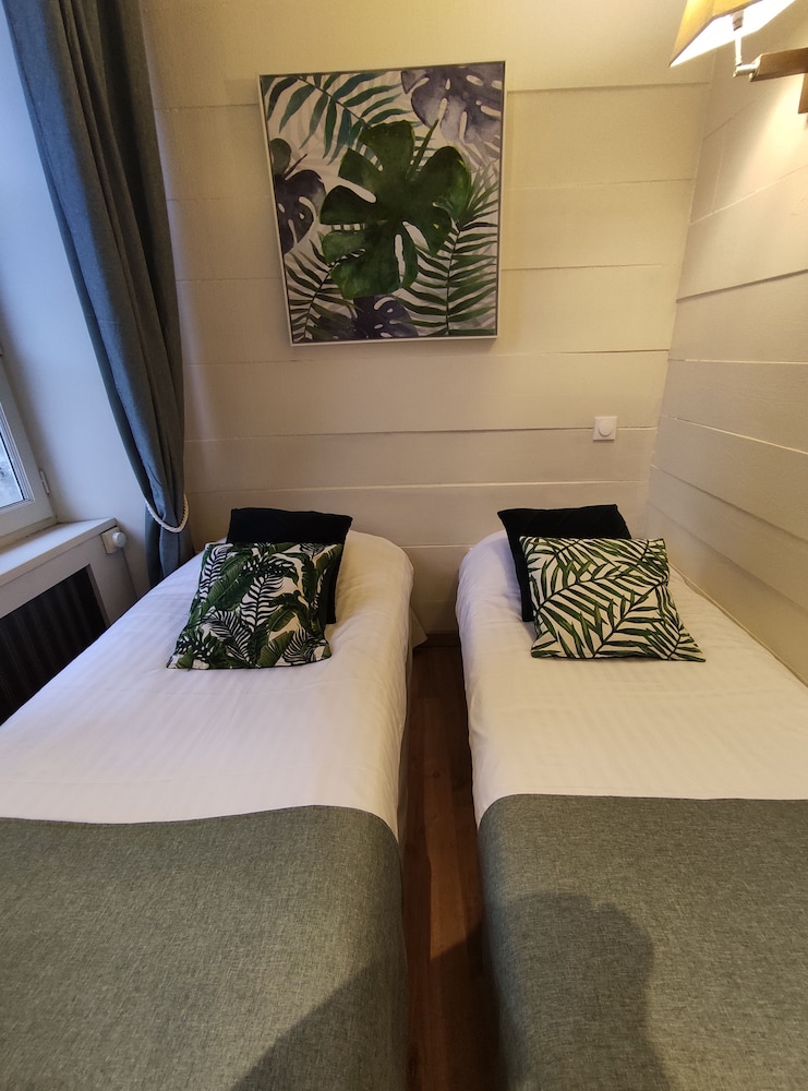 Quadruple Room photo 2