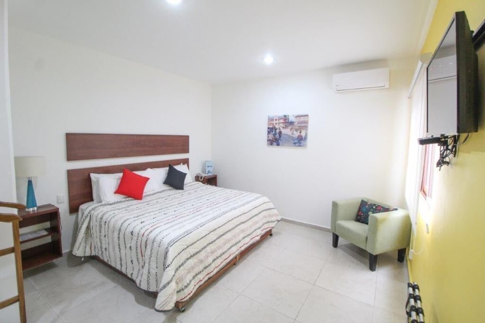 Executive Room, Accessible