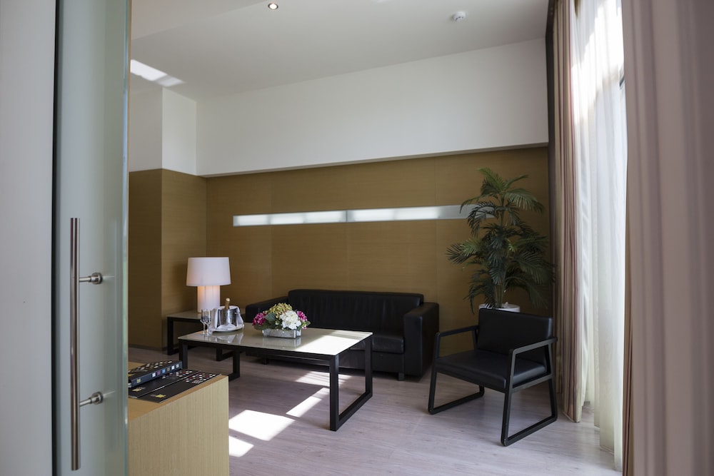 Junior Suite (Single use) photo