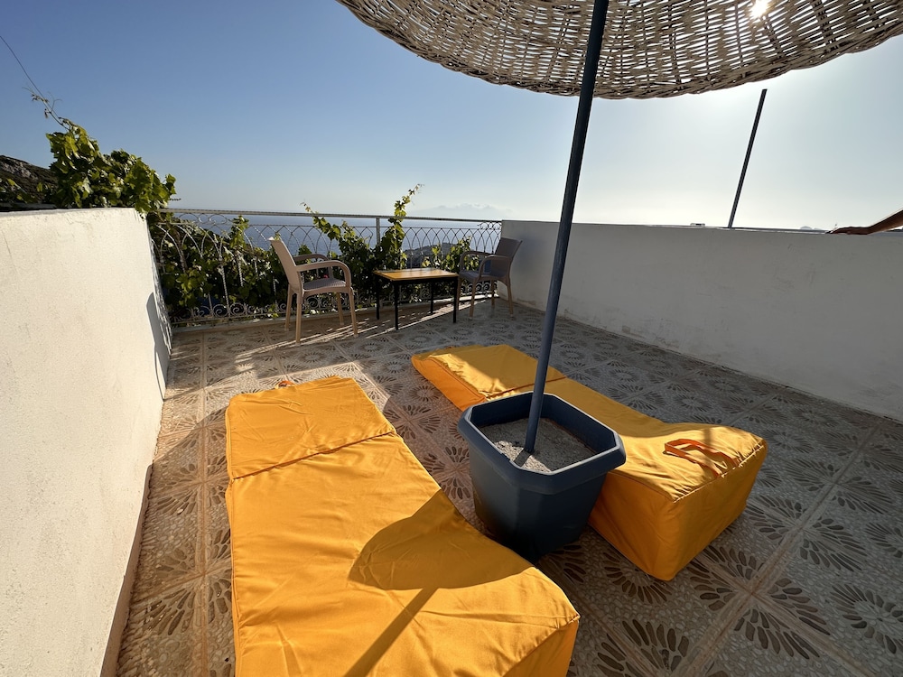 Comfort Double Room, 1 Queen Bed, Terrace, Sea View photo 3