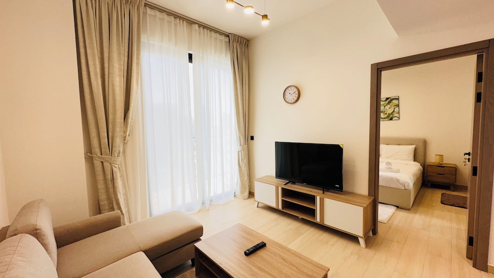 Apartment photo 3