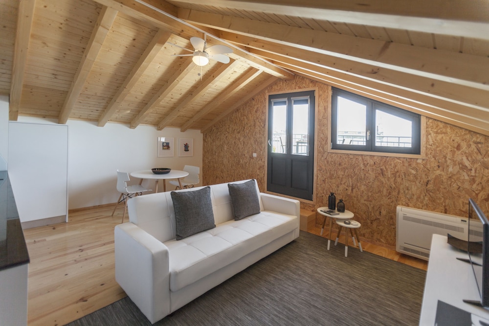 Superior Loft, Balcony, Garden View