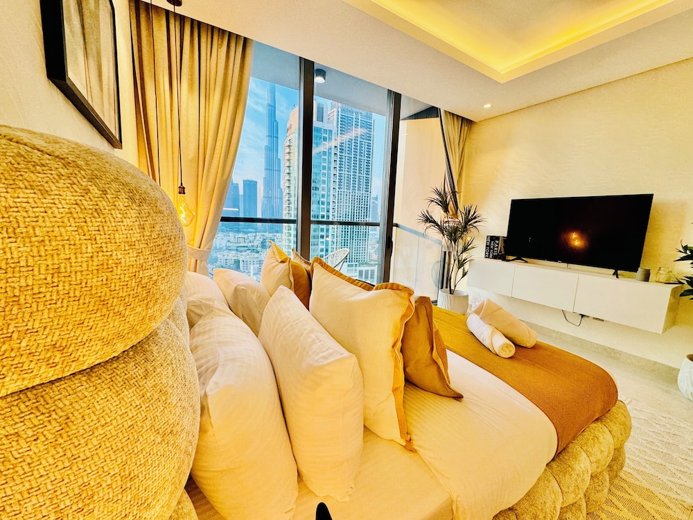 Deluxe Studio, Balcony, City View photo 2
