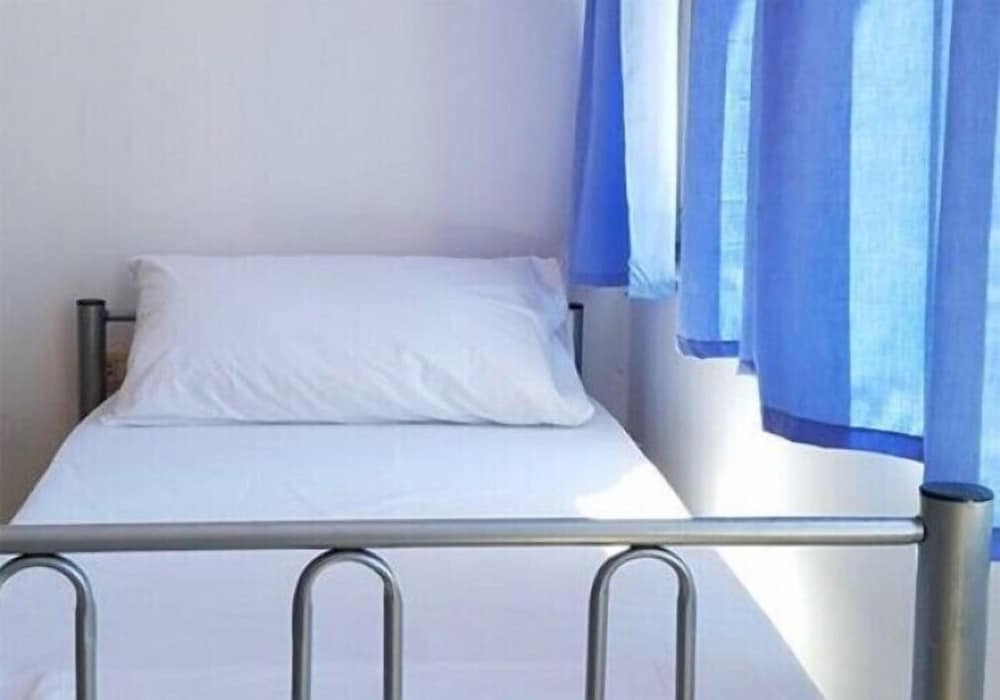 Standard Shared Dormitory, Mixed Dorm (3 - for 5) photo 3