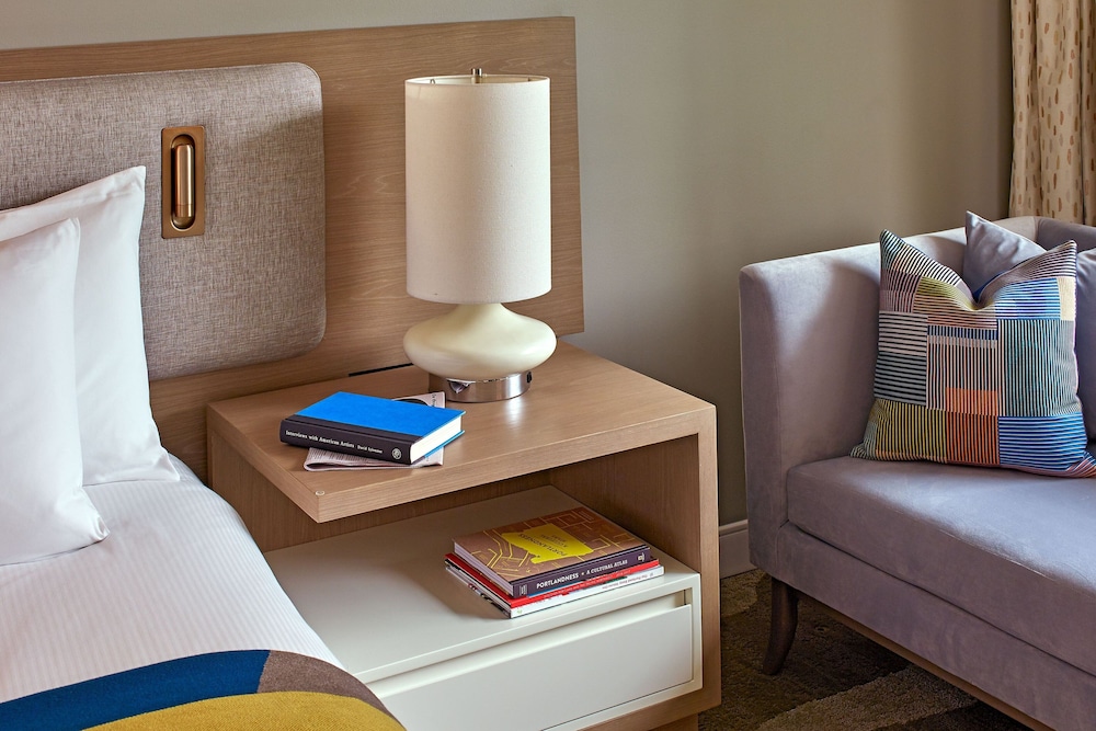 Junior Room, 1 King Bed (City) - Photo 4