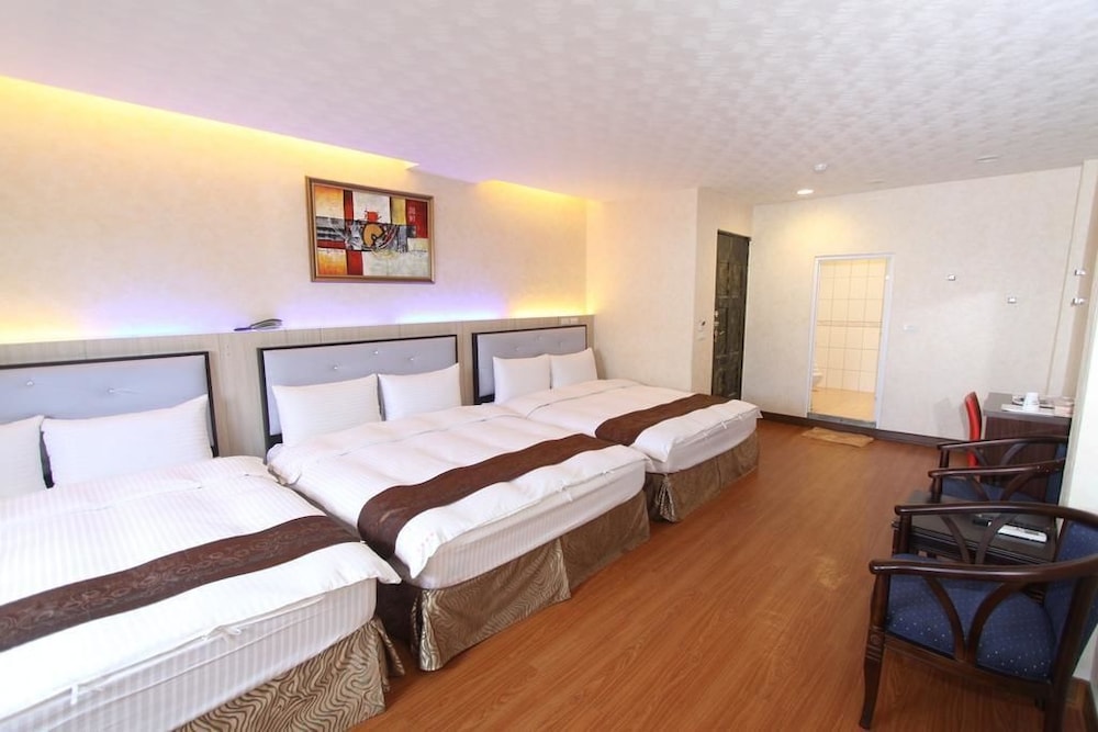 Family Room, Multiple Beds, Non Smoking