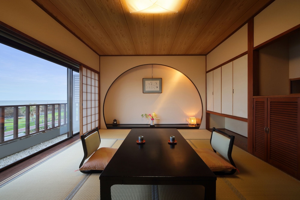 Japanese Style Room for 4 Guests, 2F photo 3