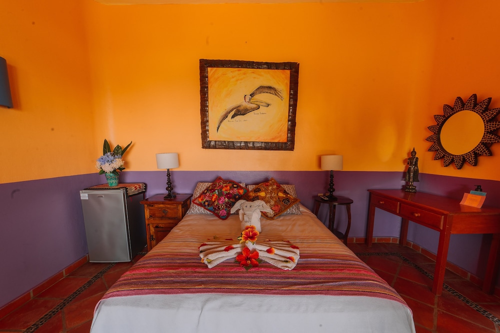 Casa Queen Suite photo 3