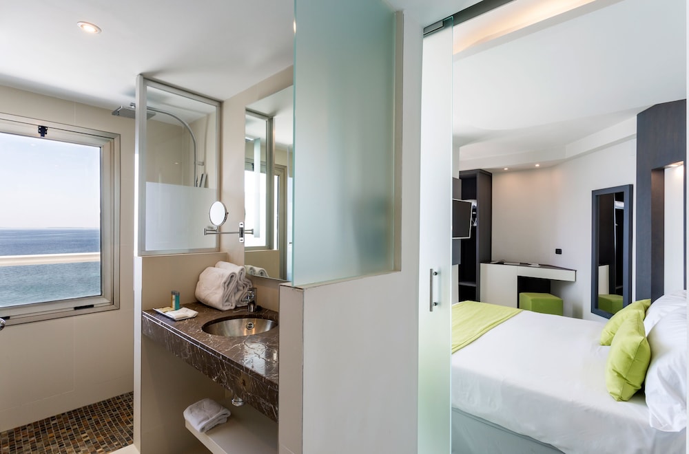 Junior Studio Suite, Balcony, Sea View (Joy)
