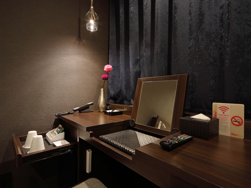 Standard Double Room, Non Smoking (Unit Bath) photo 3