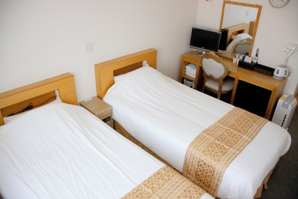 Basic Twin Room photo 3