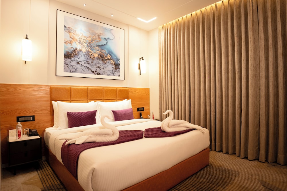 Executive Room, Non Smoking, Garden View - Photo 1