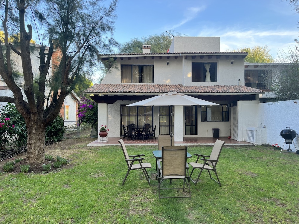 Family House photo 2