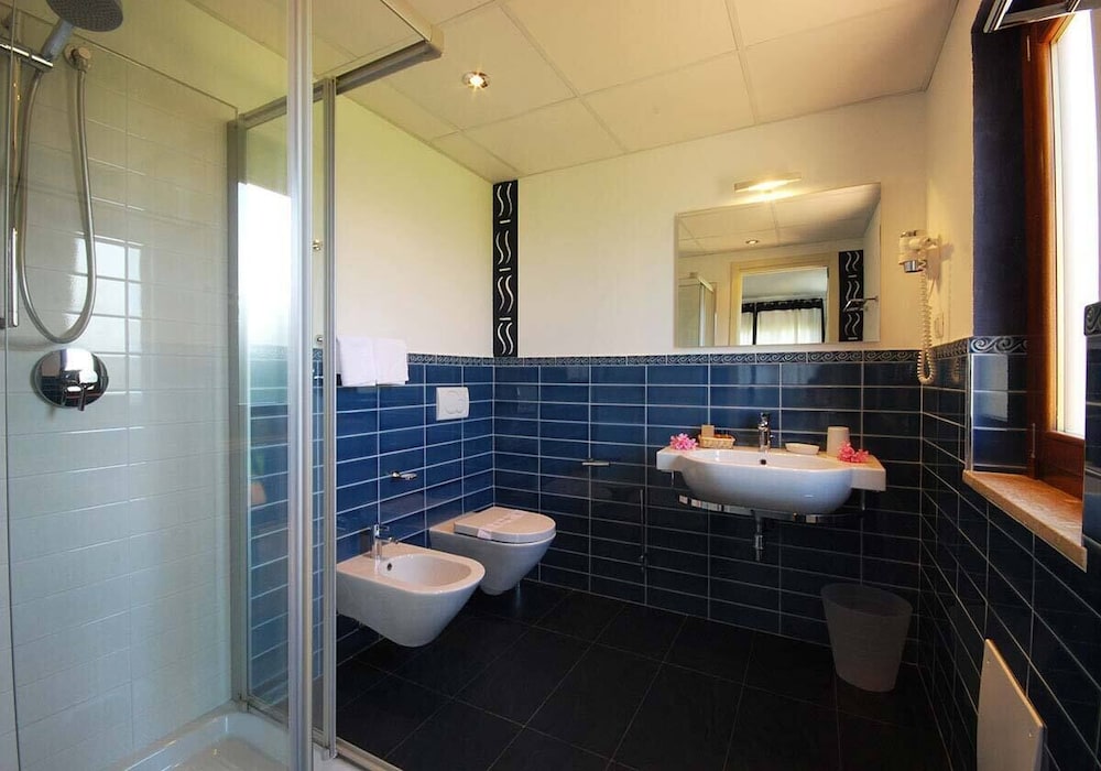Triple Room - Photo 7