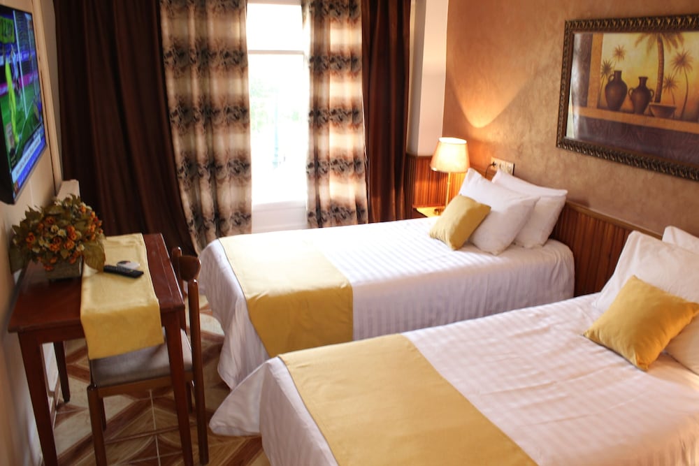 City Twin Room photo 1