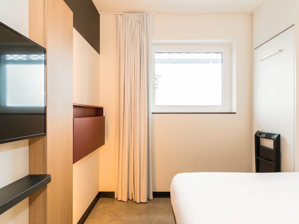 Room, Multiple Beds photo 1