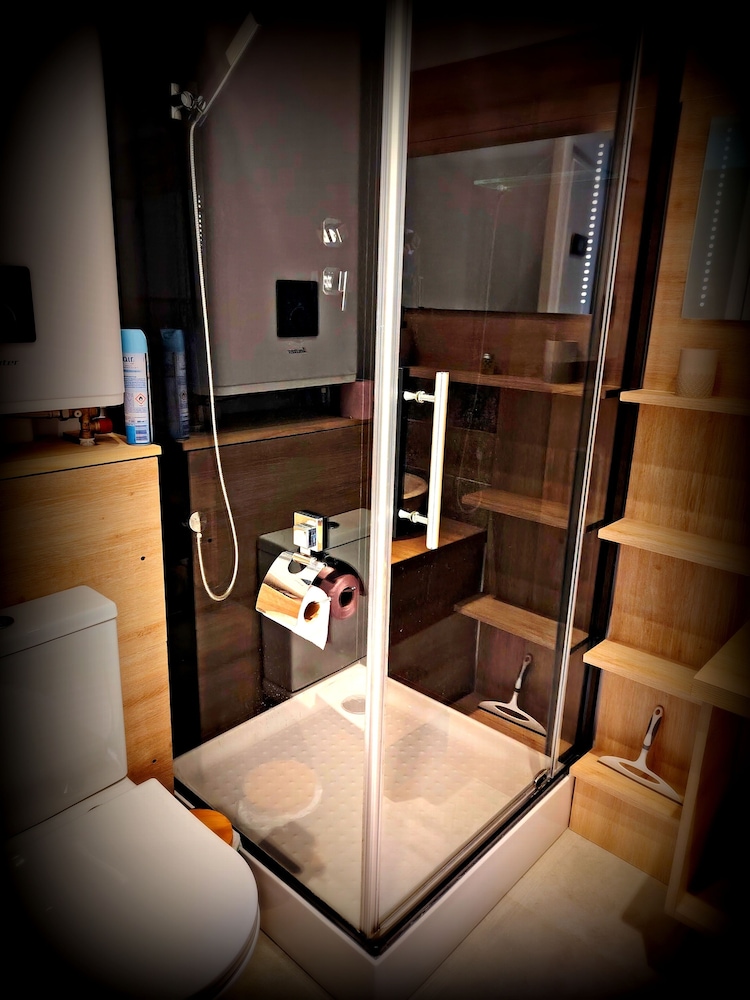 Comfort Apartment, 2 Bedrooms photo 3