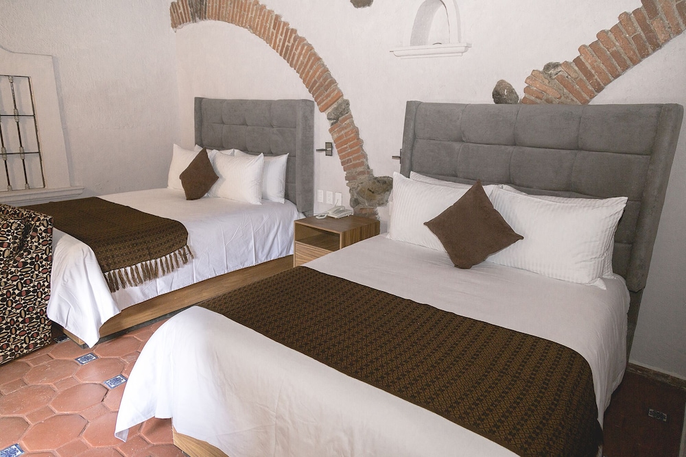 Standard Double Room (Frente a Terraza) - Photo 4
