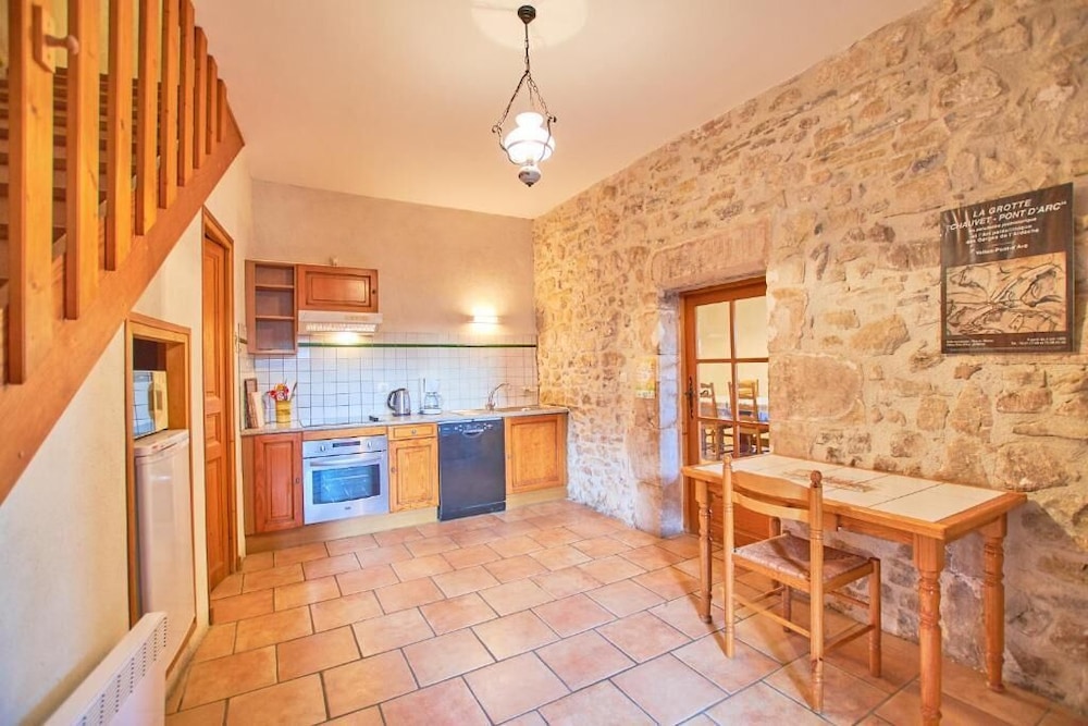 Family House photo 3