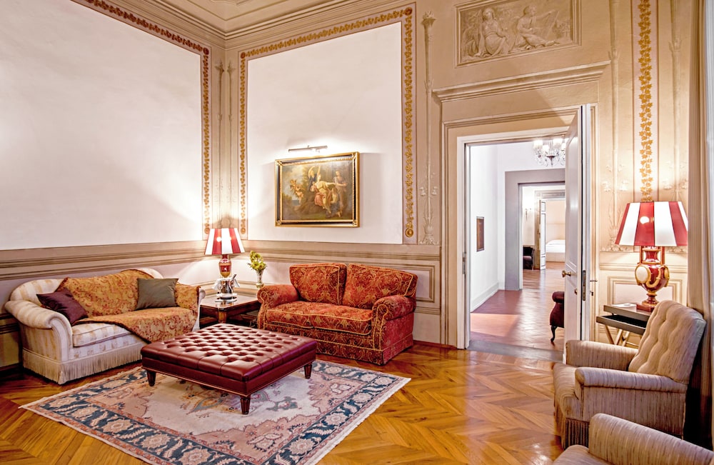 Da Verrazzano Suite, Stay for Kids and Teens Included
