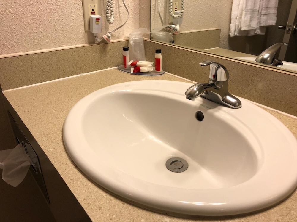 Studio Suite, Multiple Beds, Non Smoking - Photo 7