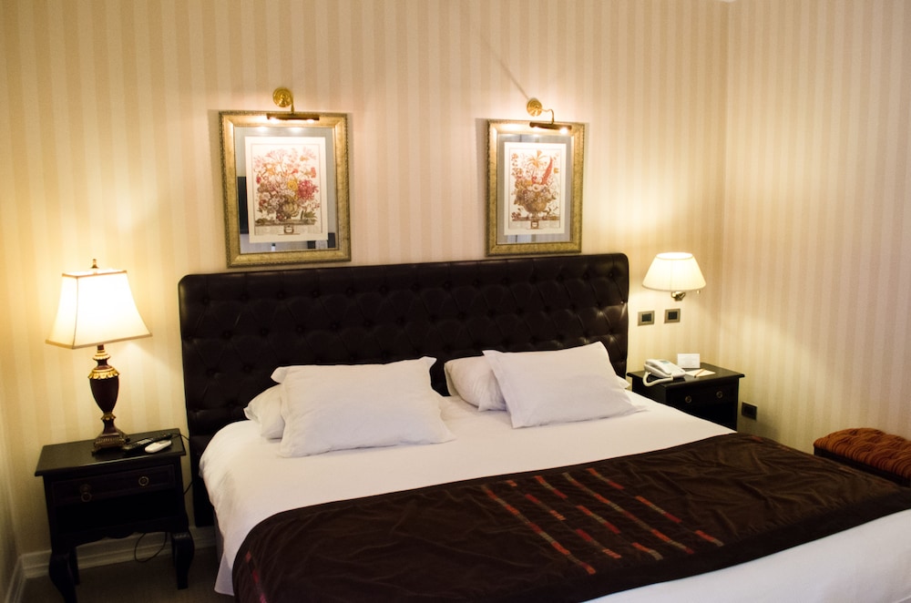 Deluxe Double Room - Photo 1
