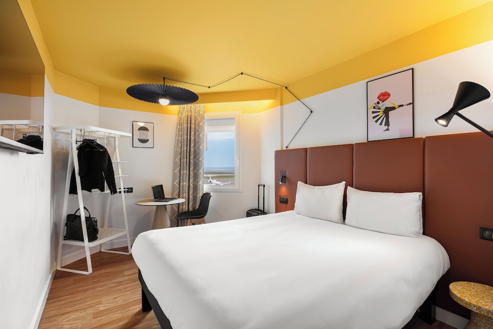 Standard Room, 1 Double Bed - Photo 4