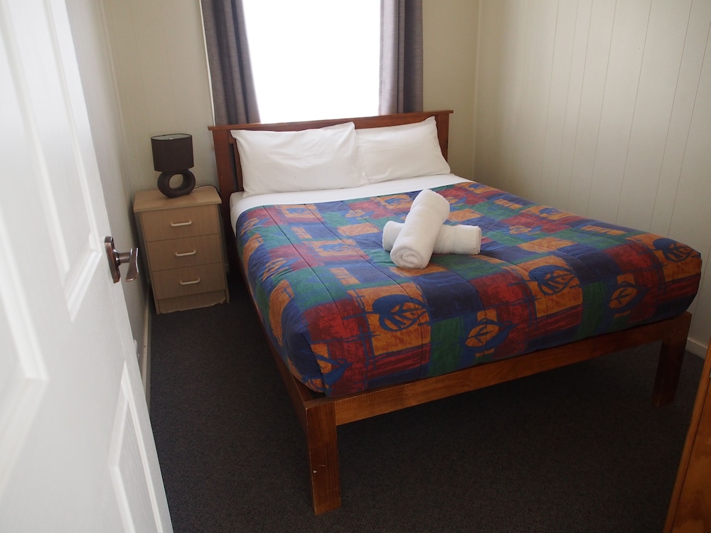 Standard Suite, Multiple Bedrooms, Kitchen (House 1) photo 1