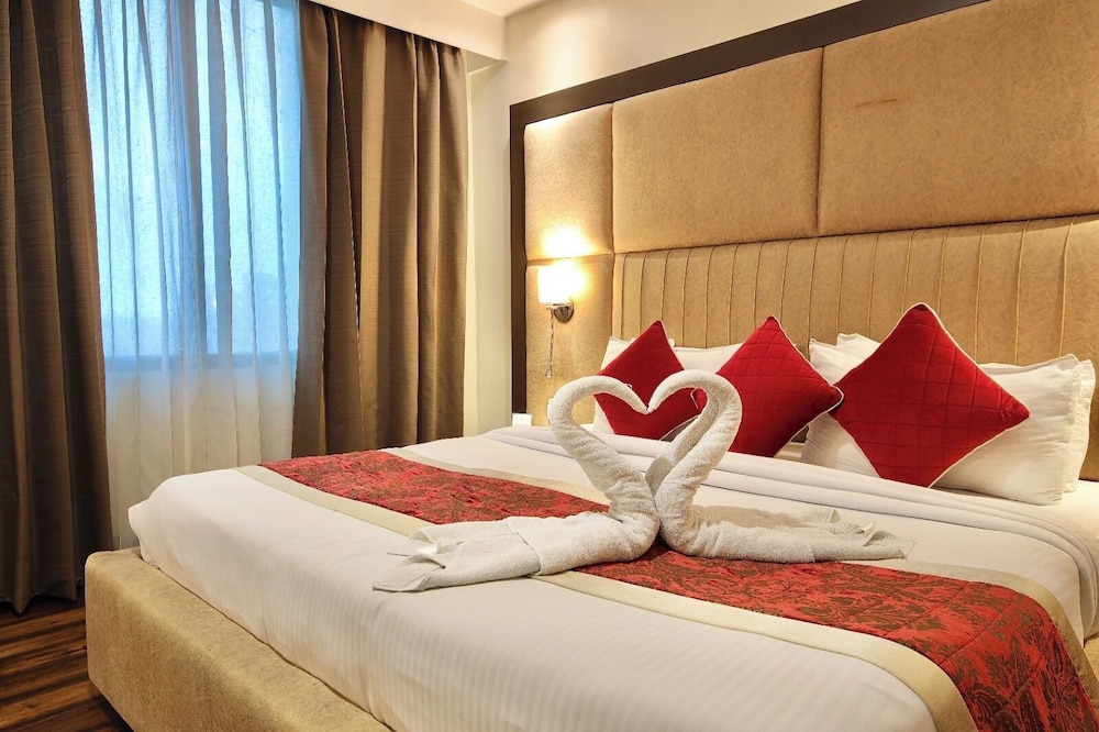 Presidential Suite, City View photo 3