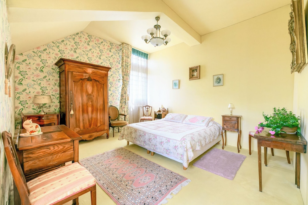 Triple Room, Park View (Vanille)