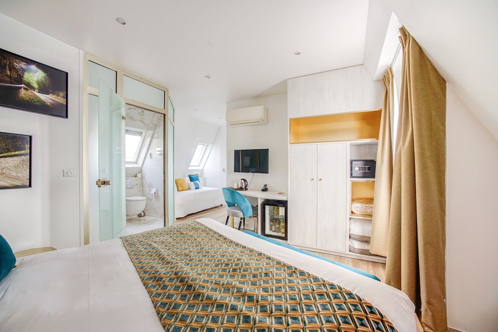 Prestige room, Balcony (and Bath) photo 2