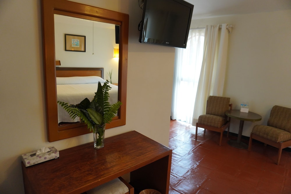 Superior Room - Photo 9