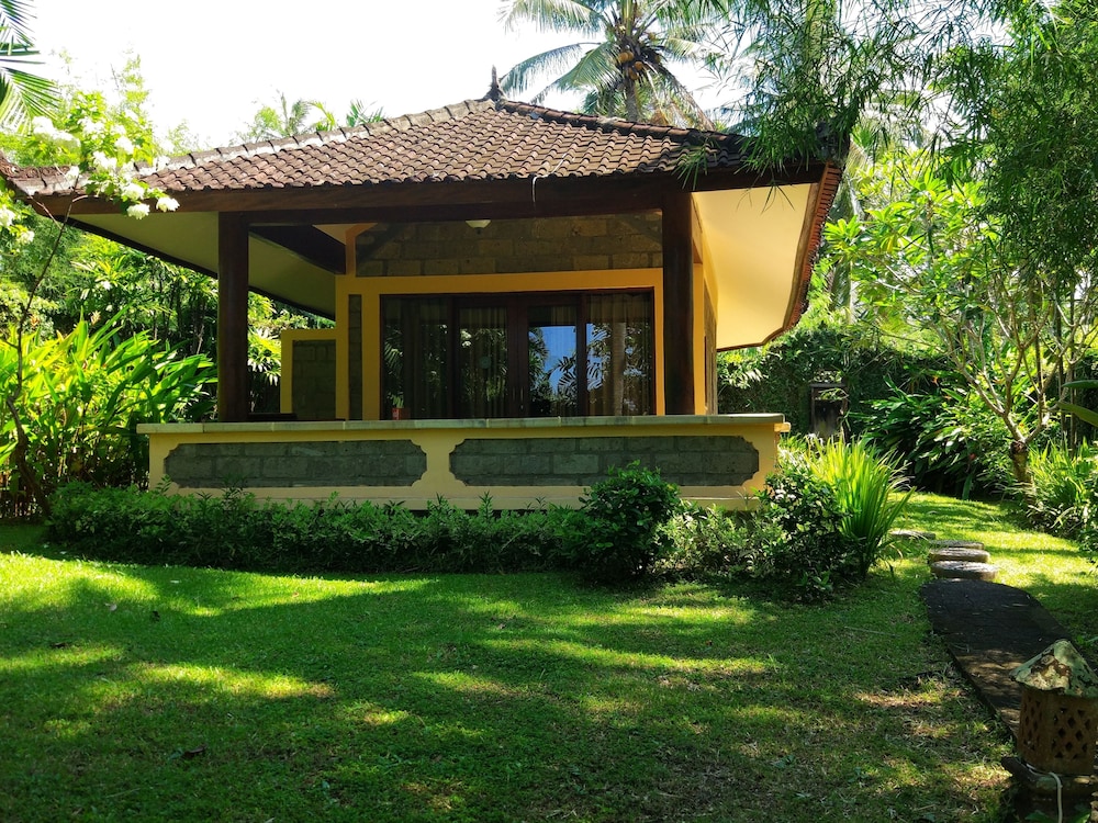 One Bedroom Villa with Garden View - Photo 3