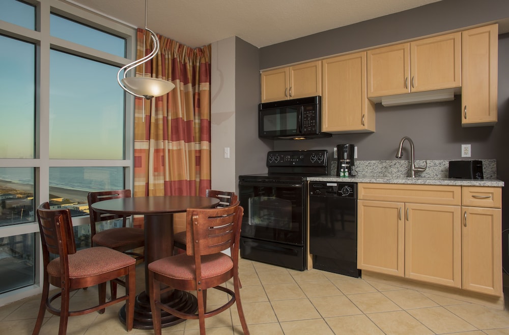 Standard Condo, 1 King Bed with Sofa bed photo 2