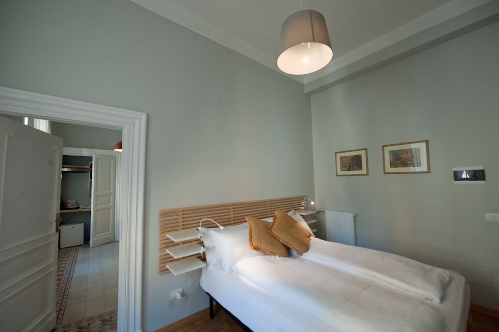 Suite, 1 Bedroom, Kitchen