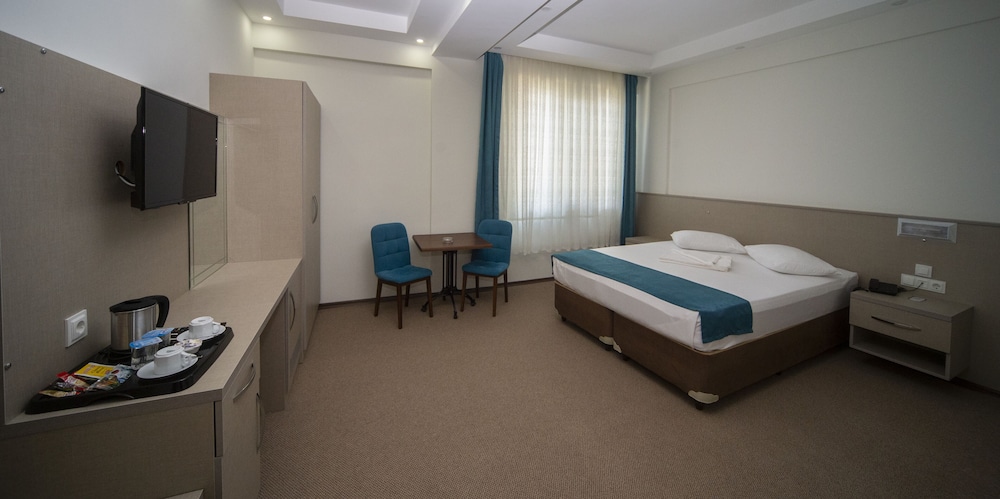Standard Double or Twin Room, City View