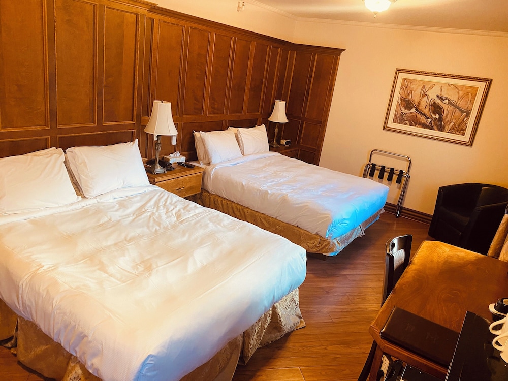 Comfort Room, 2 Queen Beds photo 2