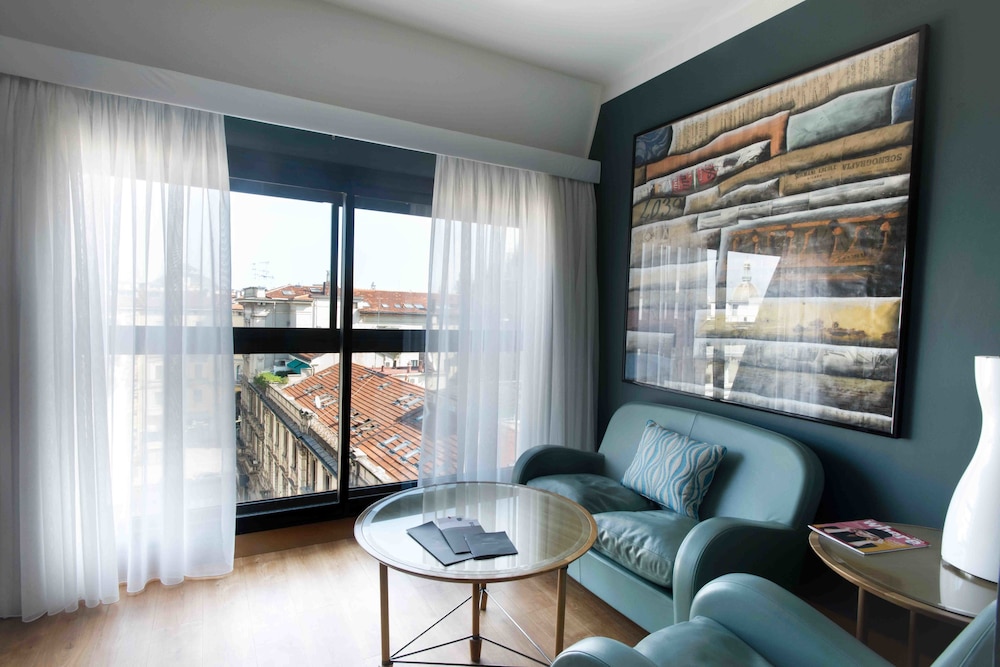 Deluxe Double or Twin Room (Top Floor)