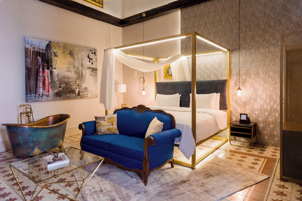 Master Suite King photo 2