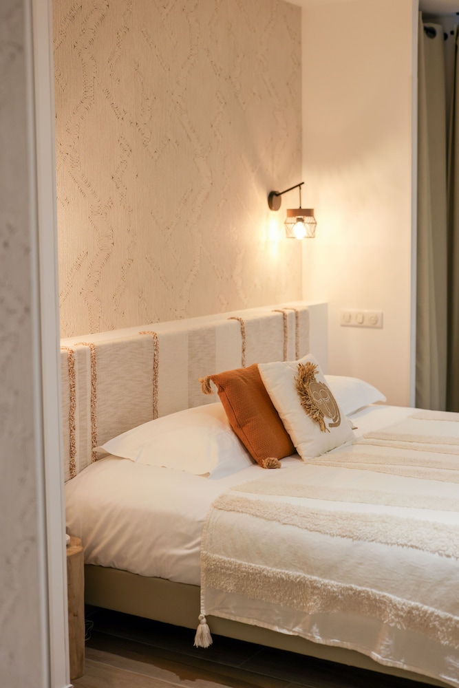 Panoramic Double Room, Balcony, Sea View - Photo 13